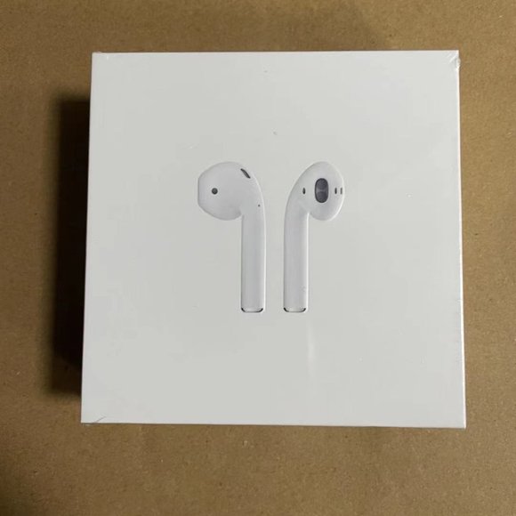 apple earphones Airpods 2nd Gen - Picture 1 of 4